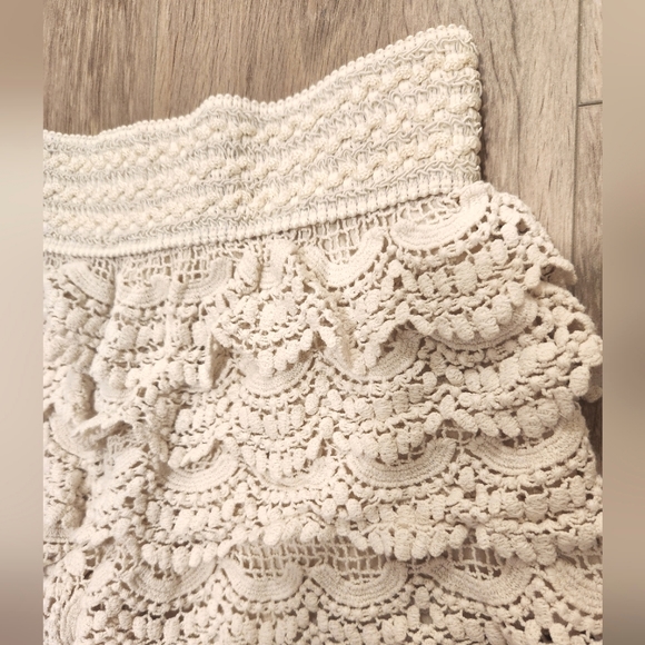 American Rag Cream white lace shorts - Picture 4 of 5